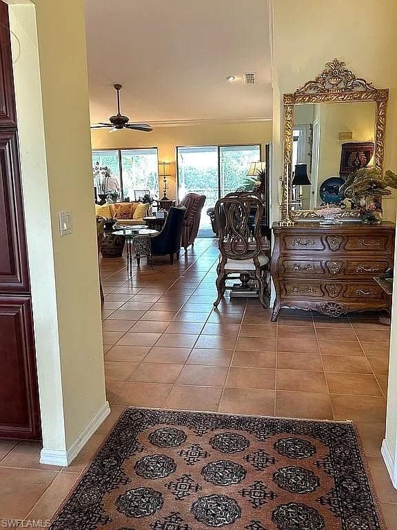 1184 Jardin Dr, Naples, FL 34104-3