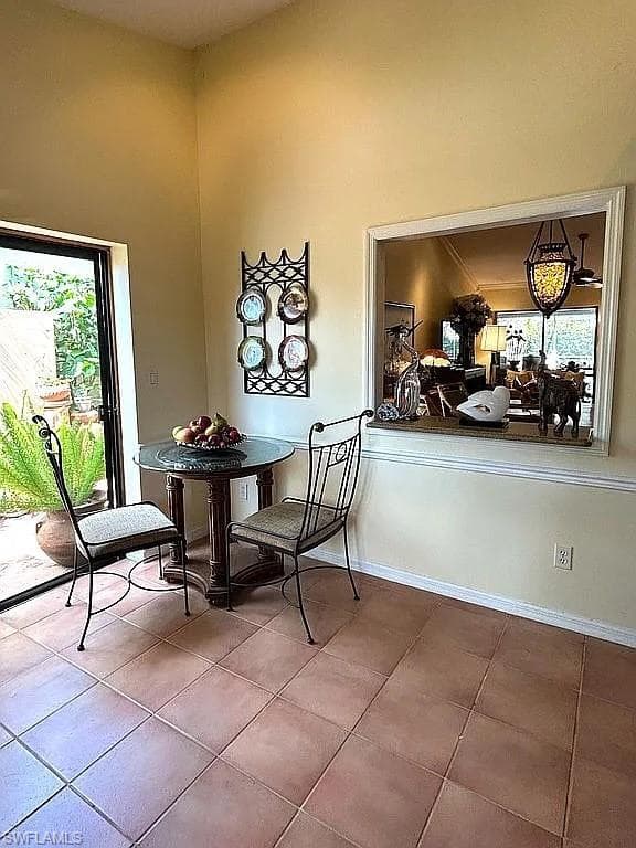 1184 Jardin Dr, Naples, FL 34104-6