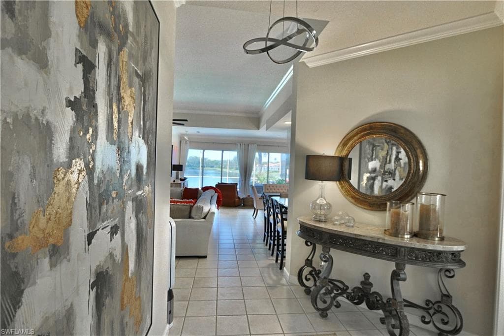 5495 Freeport Ln, Naples, FL 34119-26