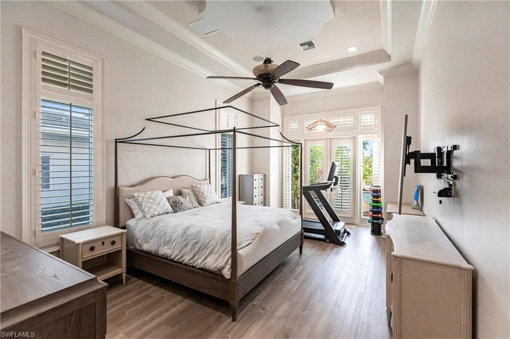 1801 Kingfish Rd, Naples, FL 34102-15