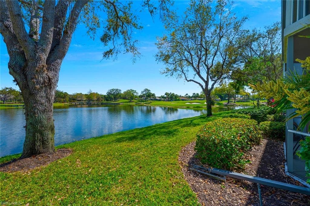 2421 Ravenna Blvd 101, Naples, FL 34109-17