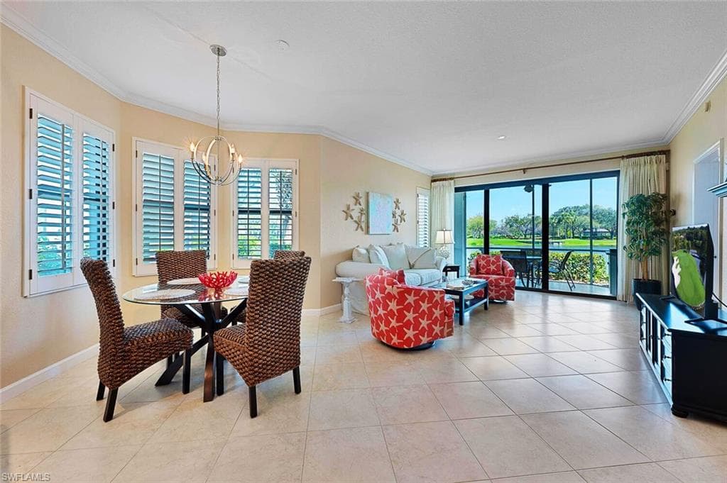 2421 Ravenna Blvd 101, Naples, FL 34109-3