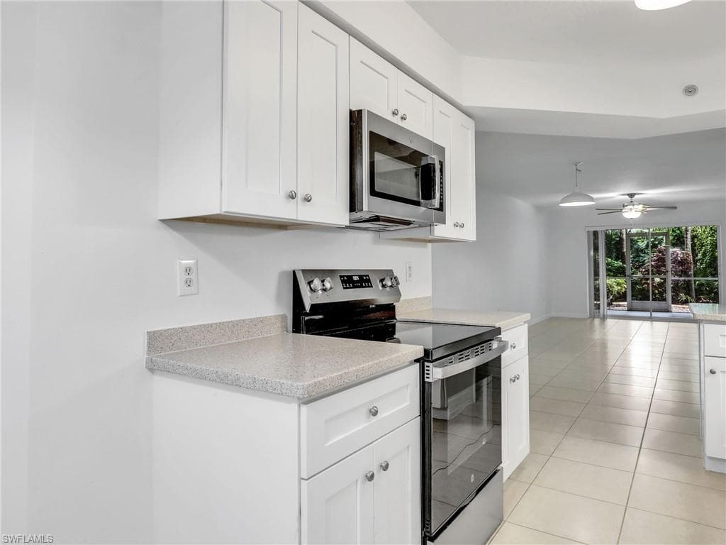 15405 Cedarwood Ln 104, Naples, FL 34110-13
