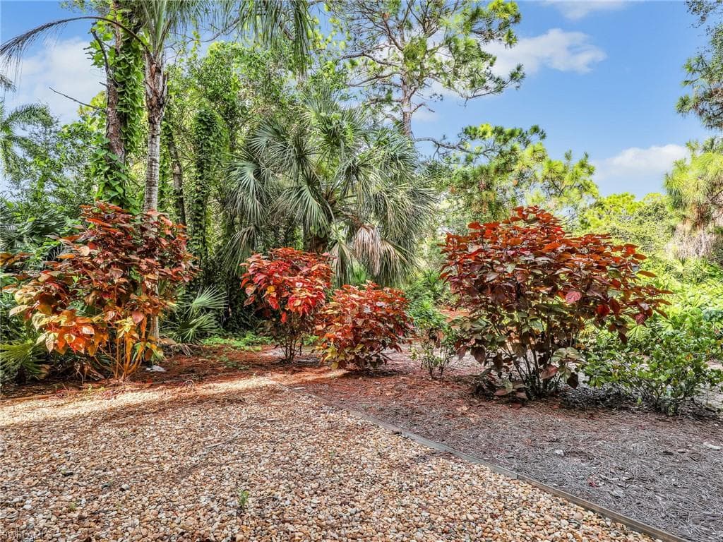 15405 Cedarwood Ln 104, Naples, FL 34110-22