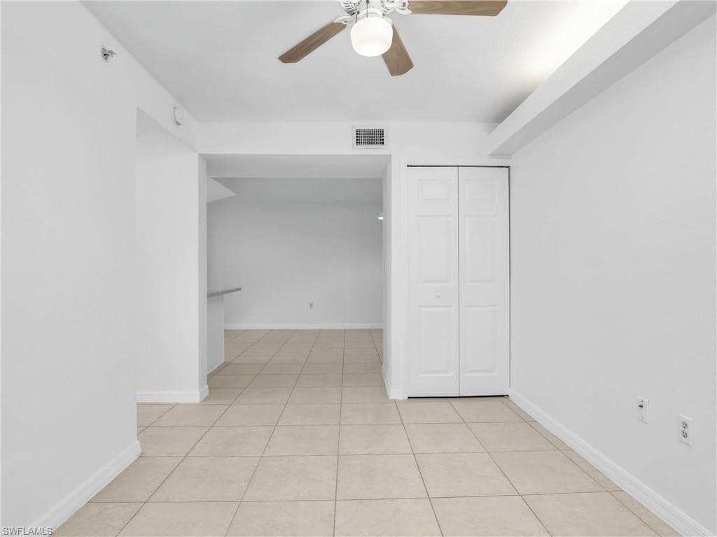 15405 Cedarwood Ln 104, Naples, FL 34110-26