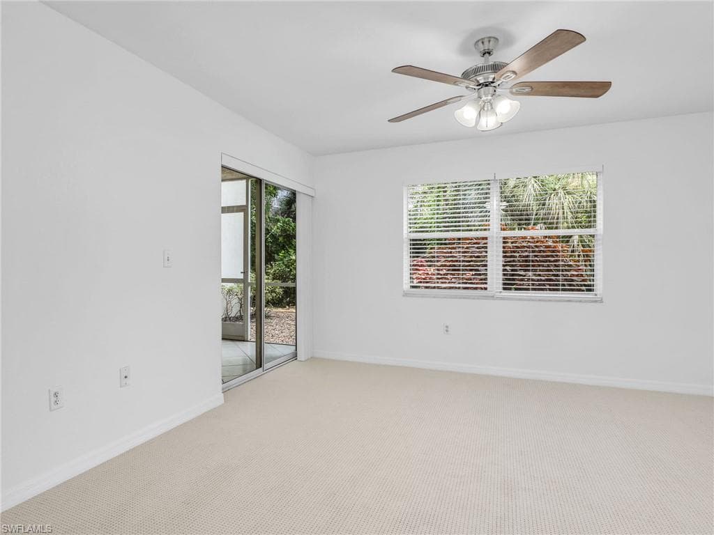 15405 Cedarwood Ln 104, Naples, FL 34110-29