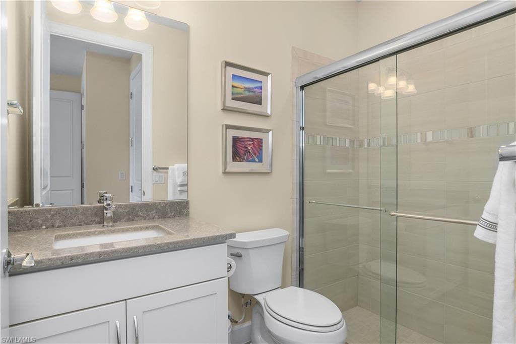 19053 Aqua Shore Dr, Fort Myers, FL 33913-32