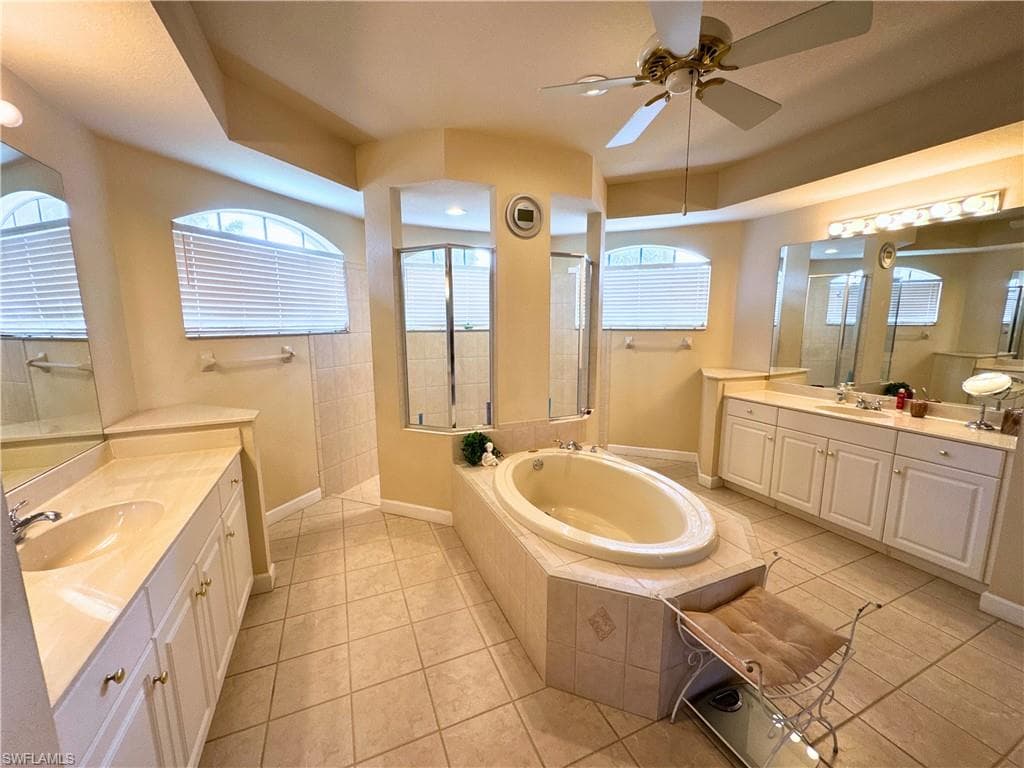 14000 Shimmering Lakes Ct, Fort Myers, FL 33907-8