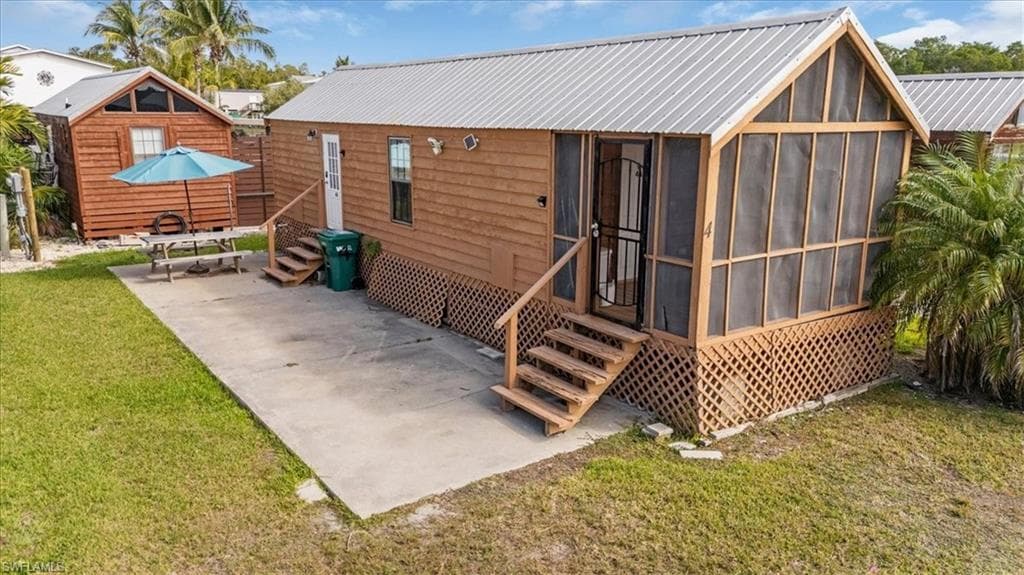 825 Copeland Ave Ln 4, Everglades City, FL 34110-9