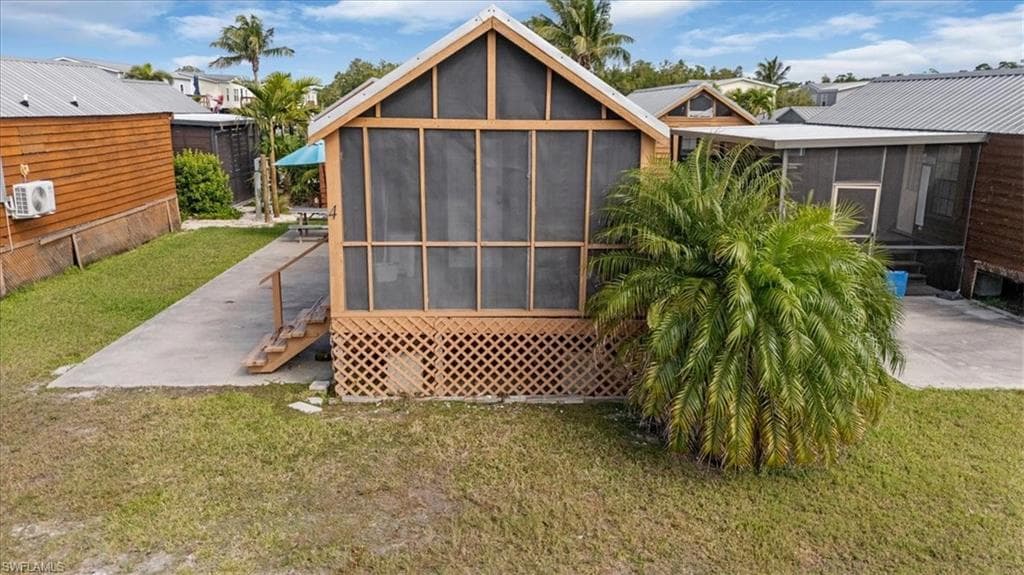 825 Copeland Ave Ln 4, Everglades City, FL 34110-3