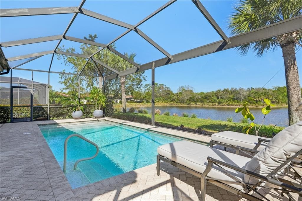 1489 Artesia Dr W, Naples, FL 34113-37