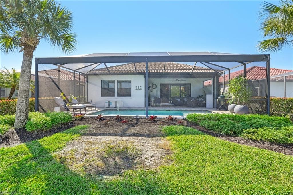 1489 Artesia Dr W, Naples, FL 34113-40