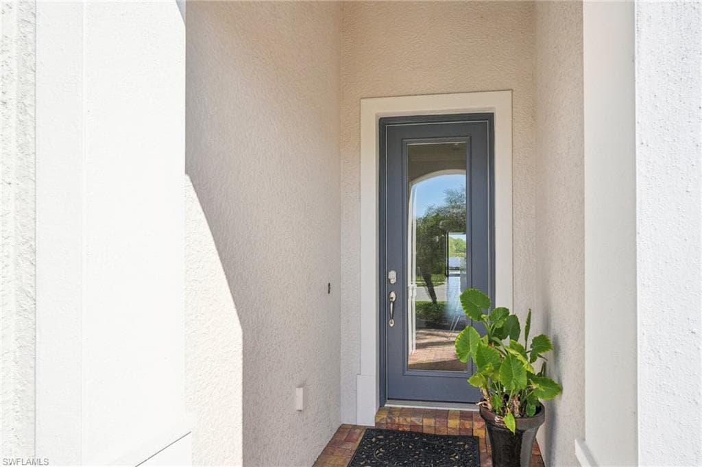 1489 Artesia Dr W, Naples, FL 34113-6