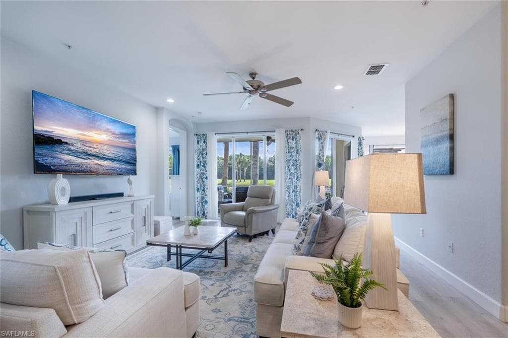 4650 Winged Foot Ct 102, Naples, FL 34112-4