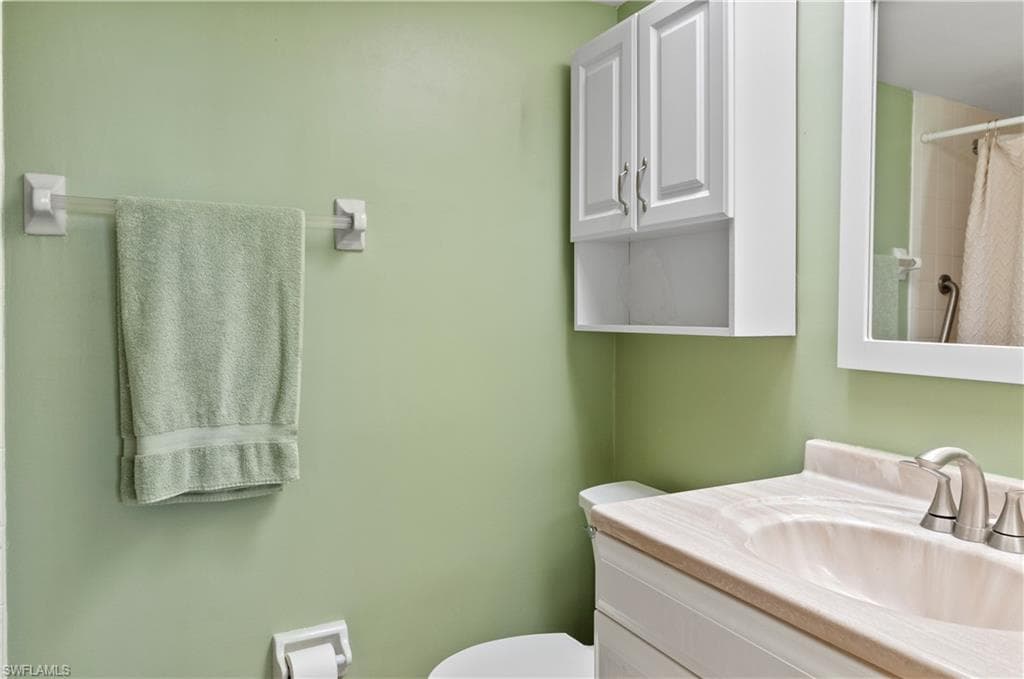 29 High Point Cir E 508, Naples, FL 34103-15