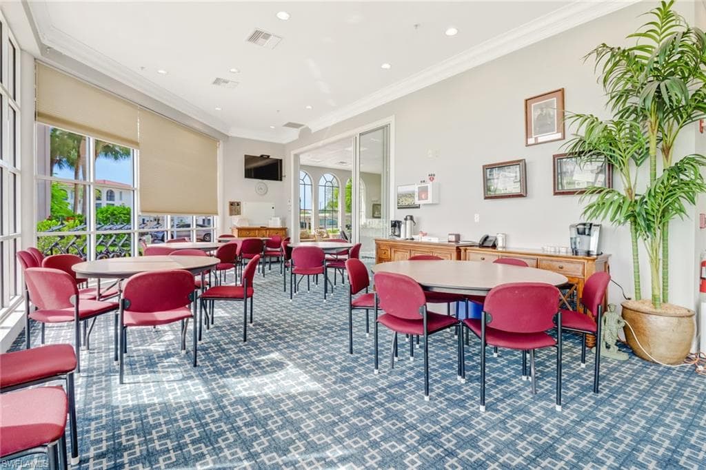 29 High Point Cir E 508, Naples, FL 34103-30