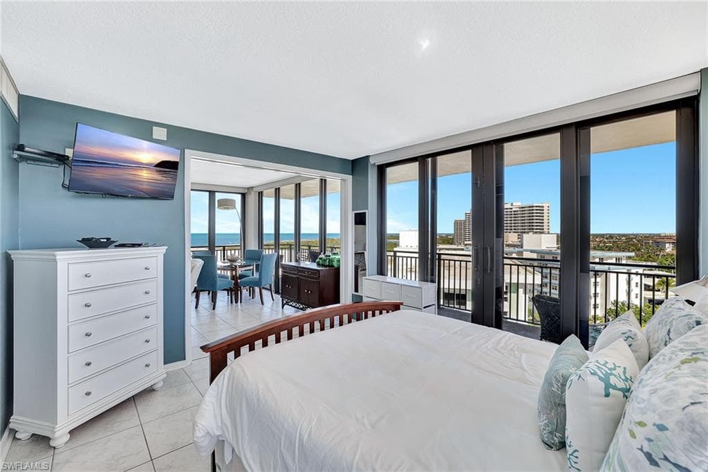 180 Seaview Ct 1016, Marco Island, FL 34145-17