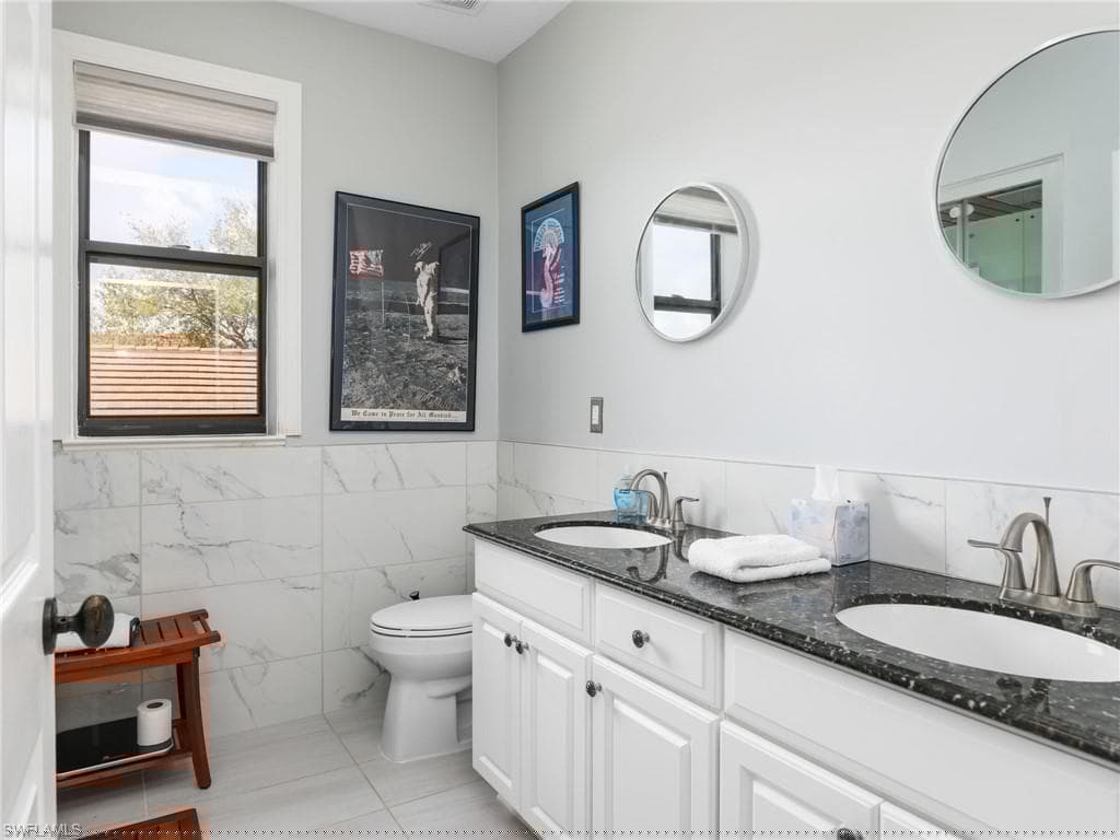 14631 Meravi Dr, Bonita Springs, FL 34135-22