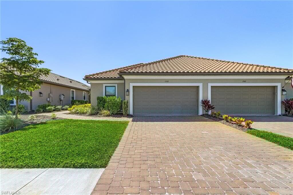 15169 Sacile St, Naples, FL 34114-3