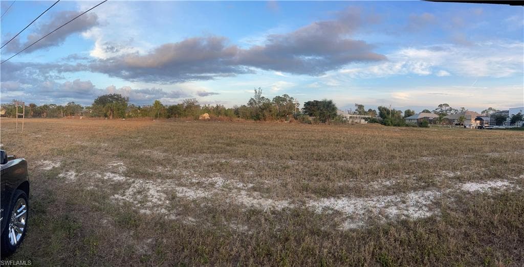 3229 41st Ave, Cape Coral, FL 33993-5