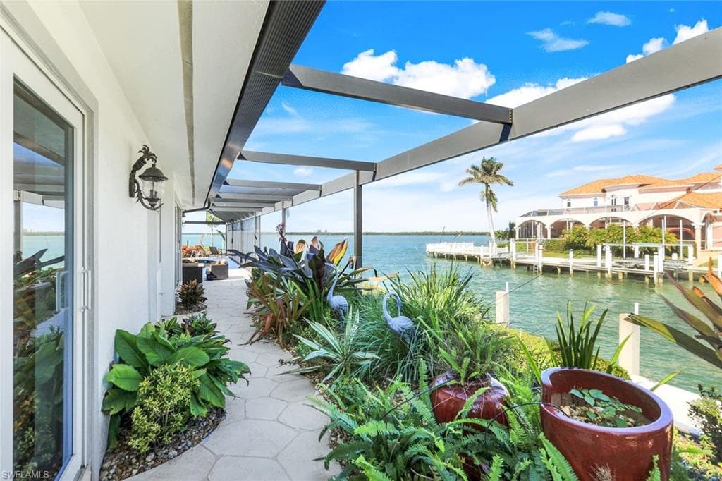 1893 Cascade Ct, Marco Island, FL 34145-45