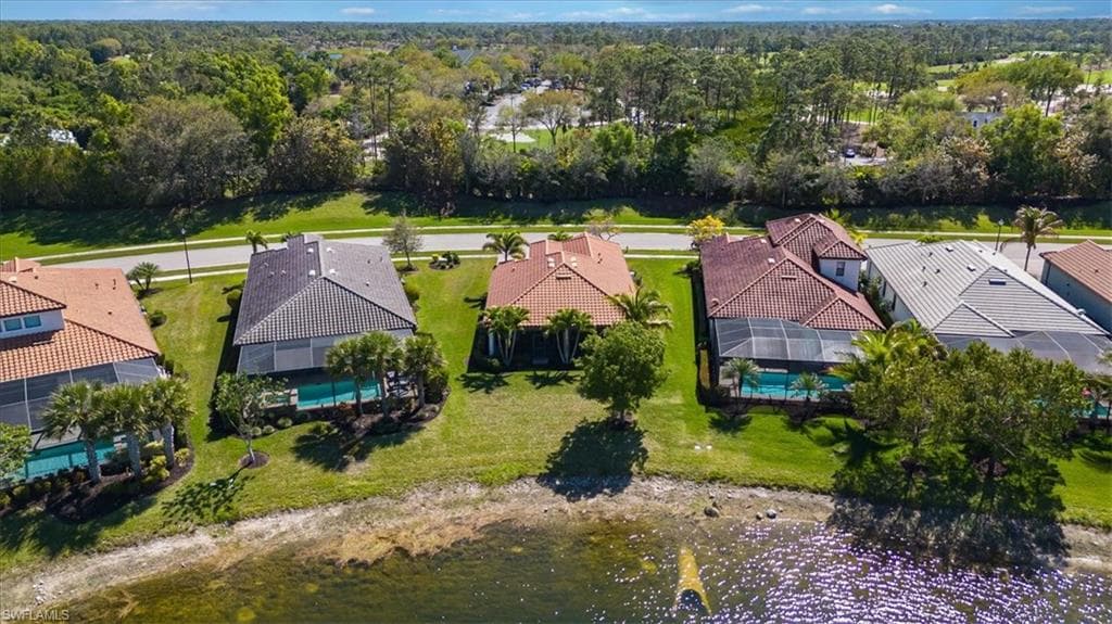 2014 Mustique St, Naples, FL 34120-17