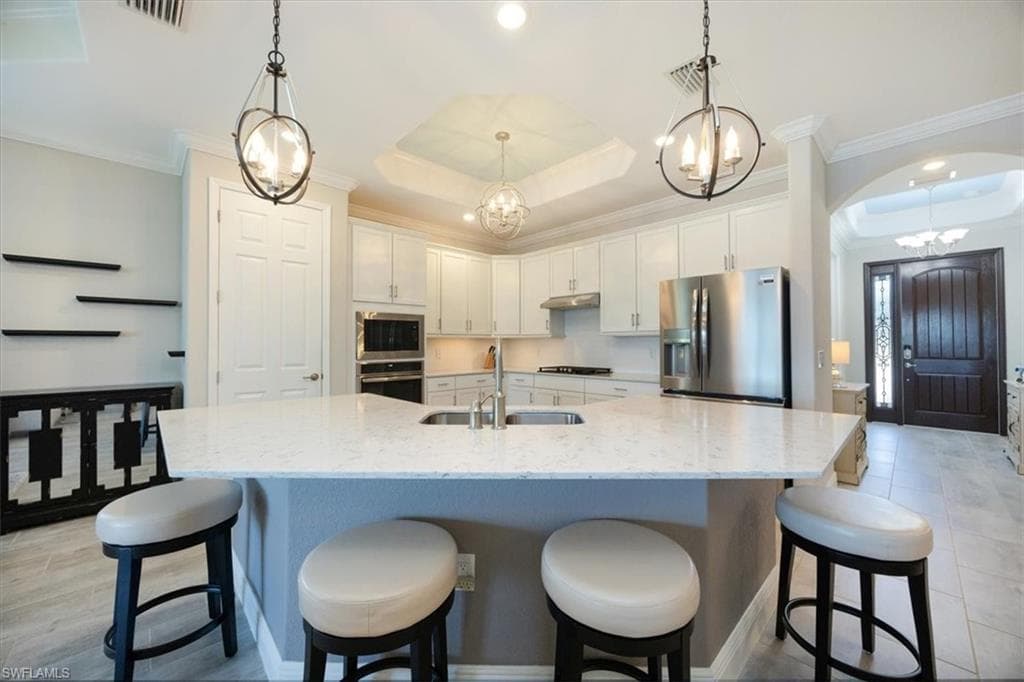 2014 Mustique St, Naples, FL 34120-3