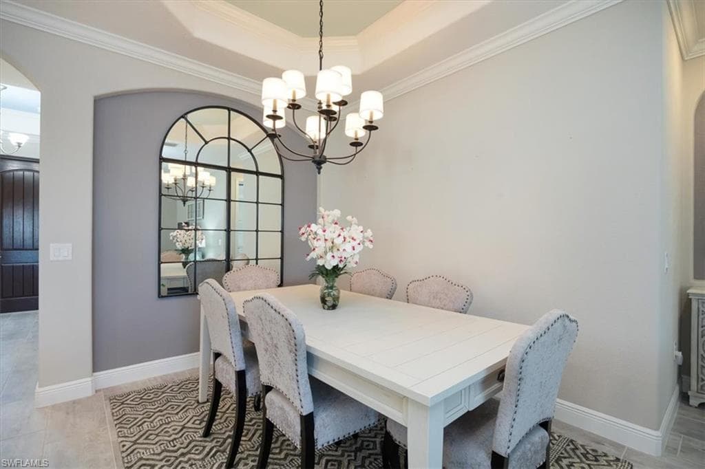 2014 Mustique St, Naples, FL 34120-6