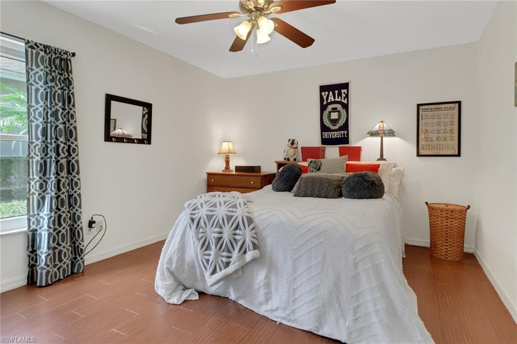 11400 Night Heron Dr, Naples, FL 34119-21