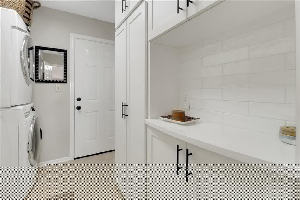 11400 Night Heron Dr, Naples, FL 34119-24