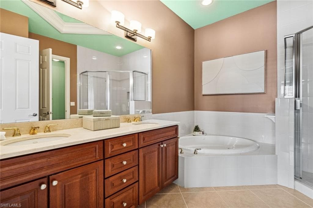 7168 Lemuria Cir 1701, Naples, FL 34109-12