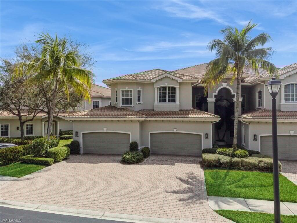 7168 Lemuria Cir 1701, Naples, FL 34109-3