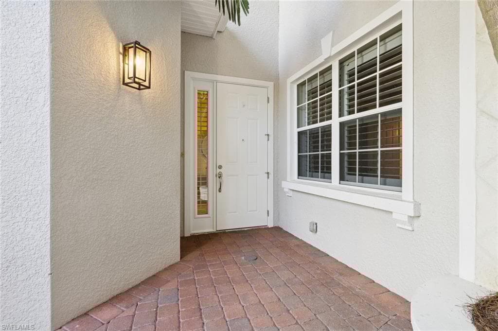7168 Lemuria Cir 1701, Naples, FL 34109-4