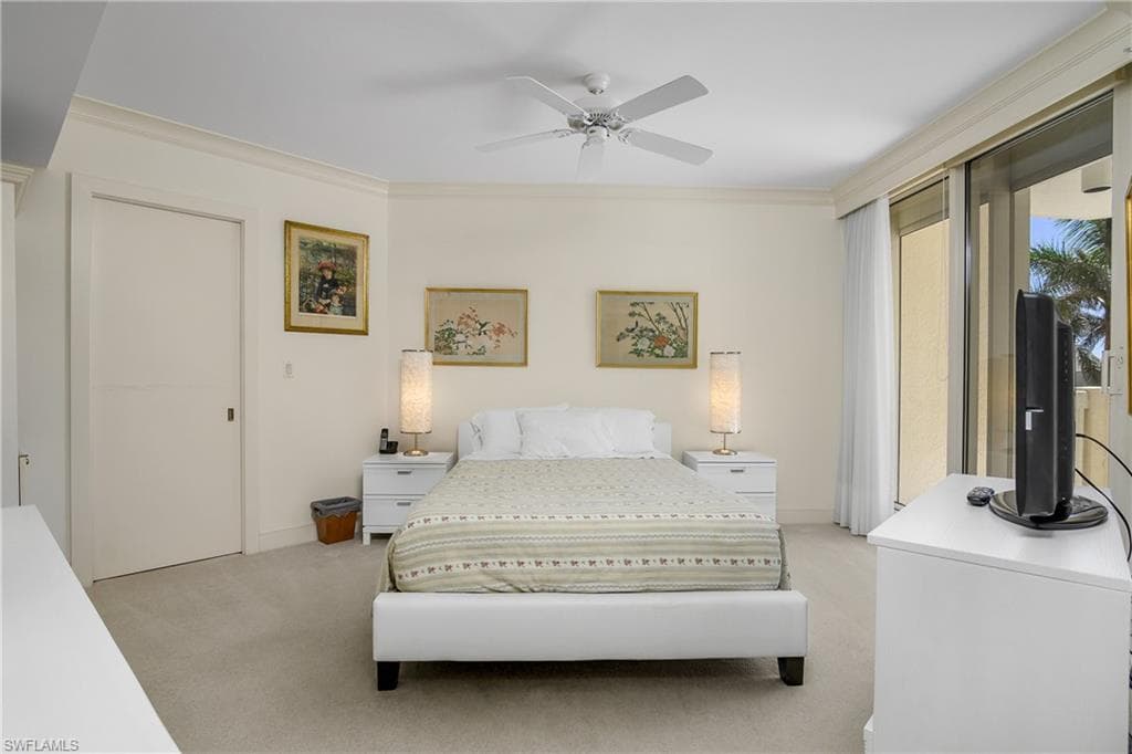 4021 Gulf Shore Blvd N 304, Naples, FL 34103-22
