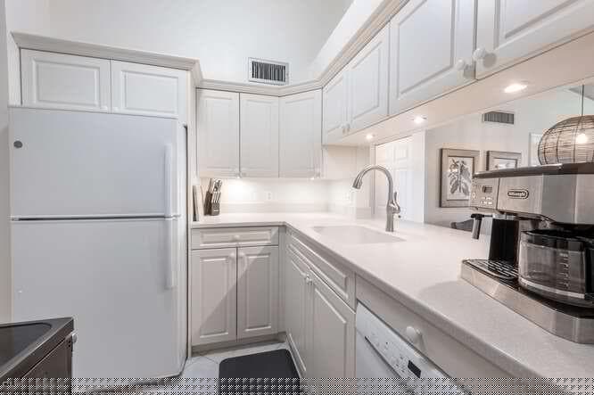 231 Collier Blvd 6-204, Marco Island, FL 34145-12
