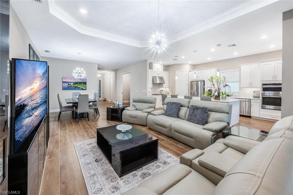 8416 Rosa Ct, Naples, FL 34114-4