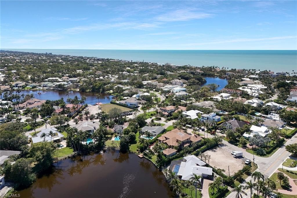 645 Bougainvillea Rd, Naples, FL 34102-11