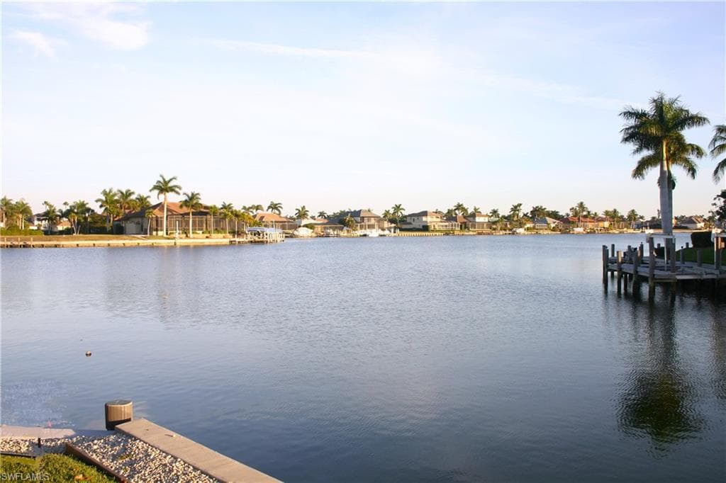 971 Abaco Ct, Marco Island, FL 34145-2