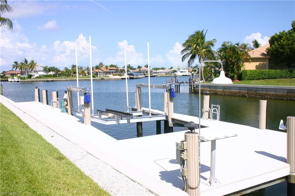 971 Abaco Ct, Marco Island, FL 34145-5