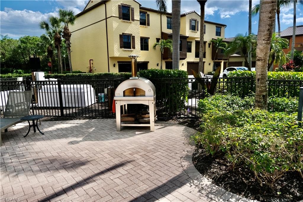 9107 Capistrano St S 7806, Naples, FL 34113-19