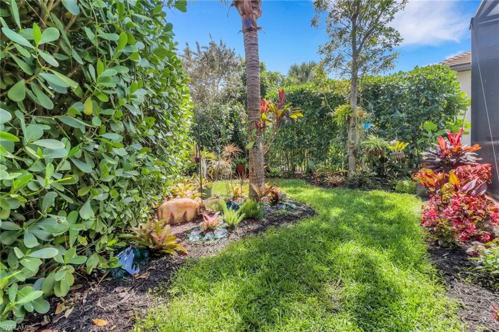 28589 Wharton Dr, Bonita Springs, FL 34135-5