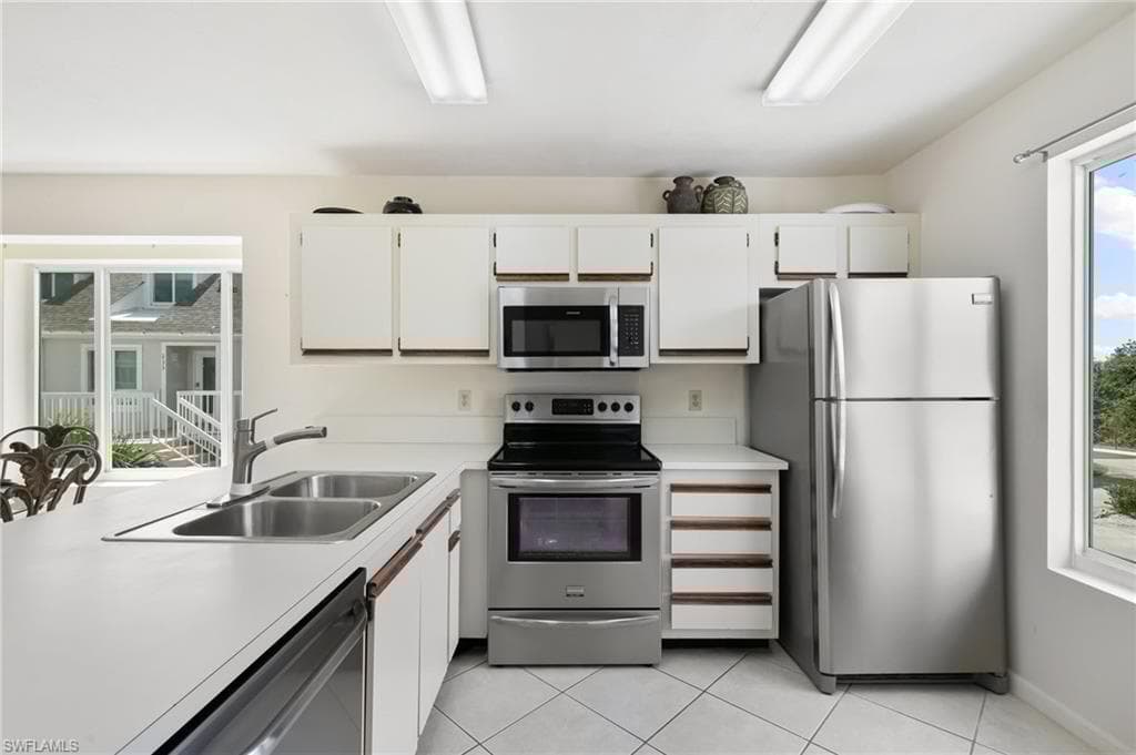 2155 San Marco Rd 2-204, Marco Island, FL 34145-10