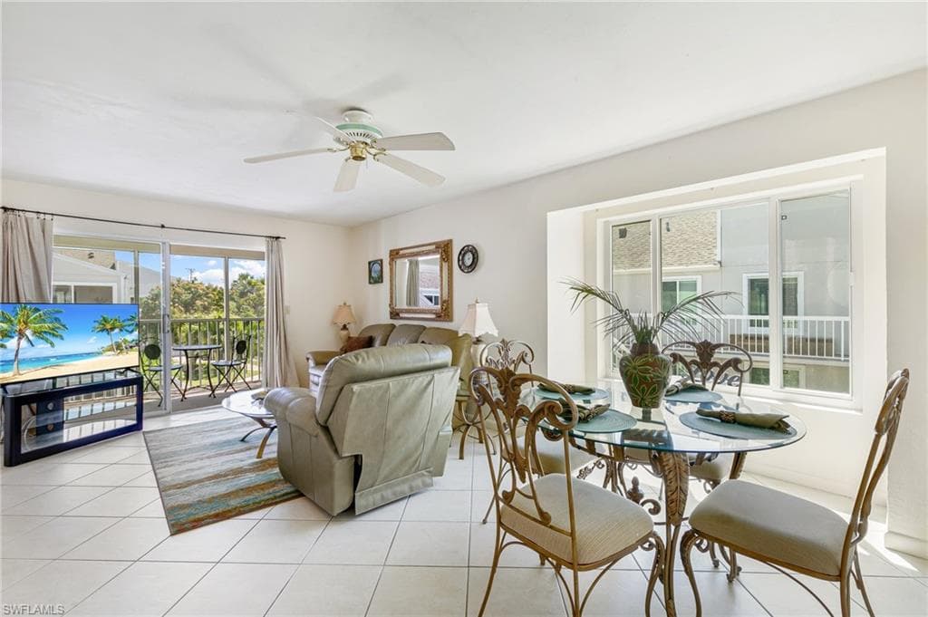 2155 San Marco Rd 2-204, Marco Island, FL 34145-11