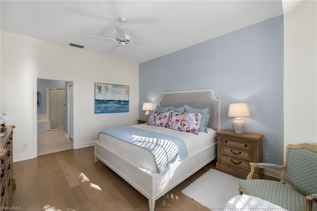 5065 Yacht Harbor Dr 203, Naples, FL 34112-19