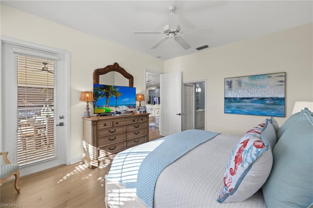 5065 Yacht Harbor Dr 203, Naples, FL 34112-20