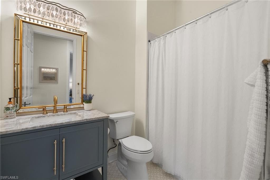 5065 Yacht Harbor Dr 203, Naples, FL 34112-24
