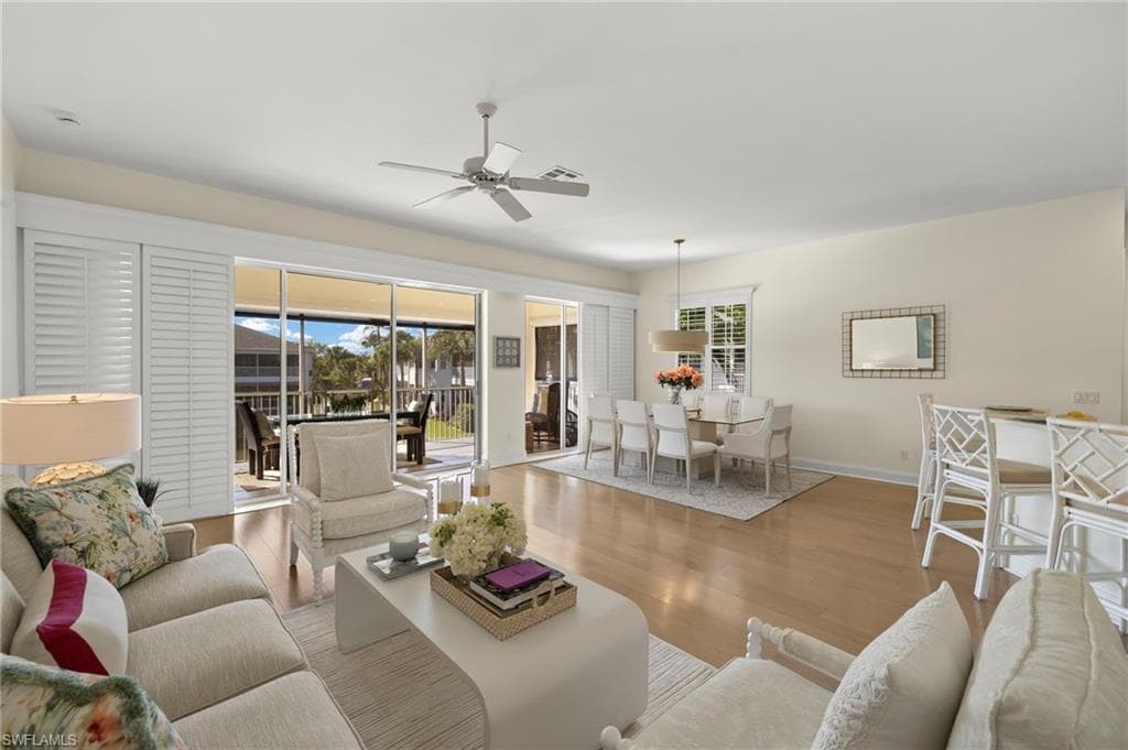5065 Yacht Harbor Dr 203, Naples, FL 34112-4