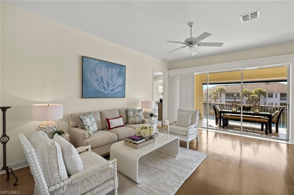 5065 Yacht Harbor Dr 203, Naples, FL 34112-5