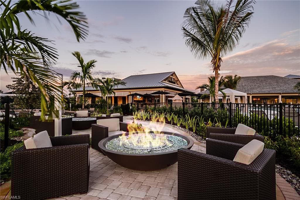 15617 Gavello St, Naples, FL 34114-21