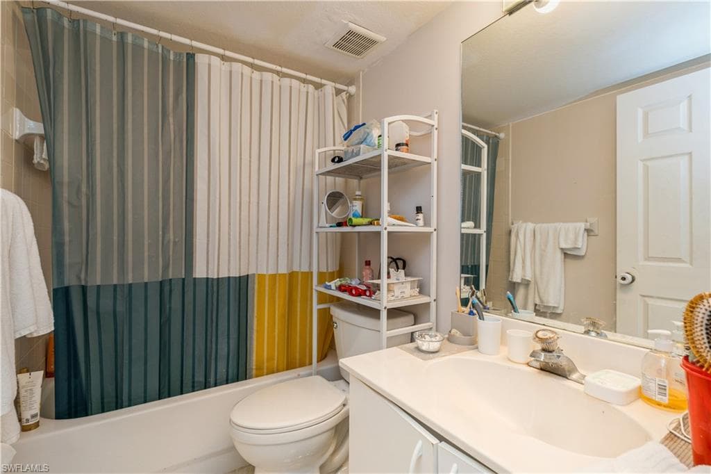 26734 Little John Ct 2, Bonita Springs, FL 34135-20